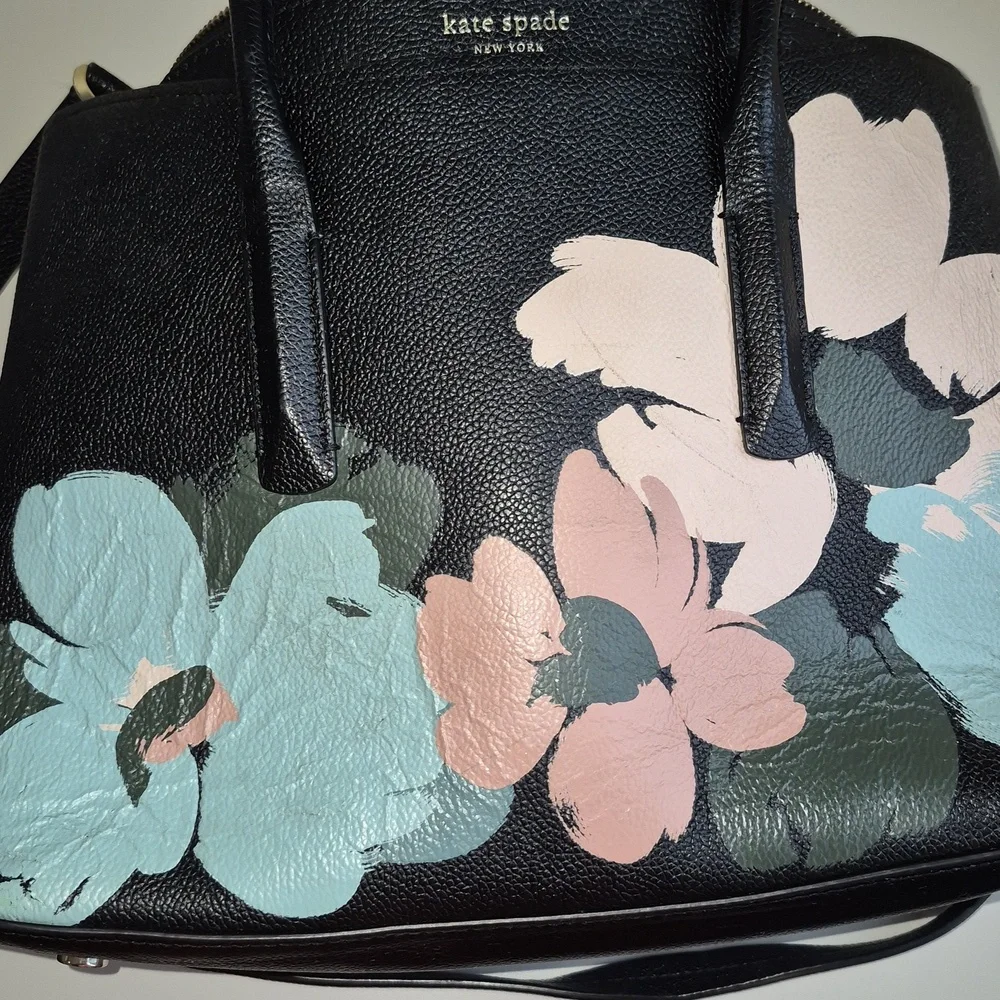 kate spade ♠️ Black Floral Women's Purse, Pre-loved.